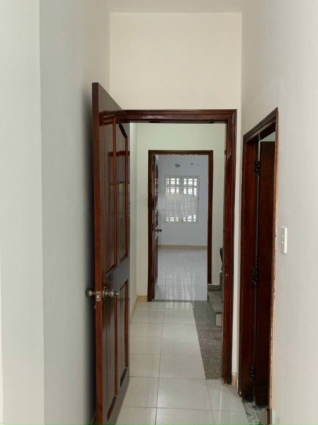 Bán nhà 3 tầng hiếm tại Đường Hải Thượng Lãn Ông, Phường 14, Quận 5, Hồ Chí Minh